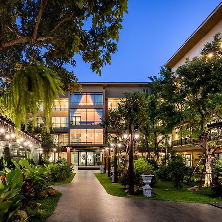 Trex Buriram Boutique Hotel Exterior photo