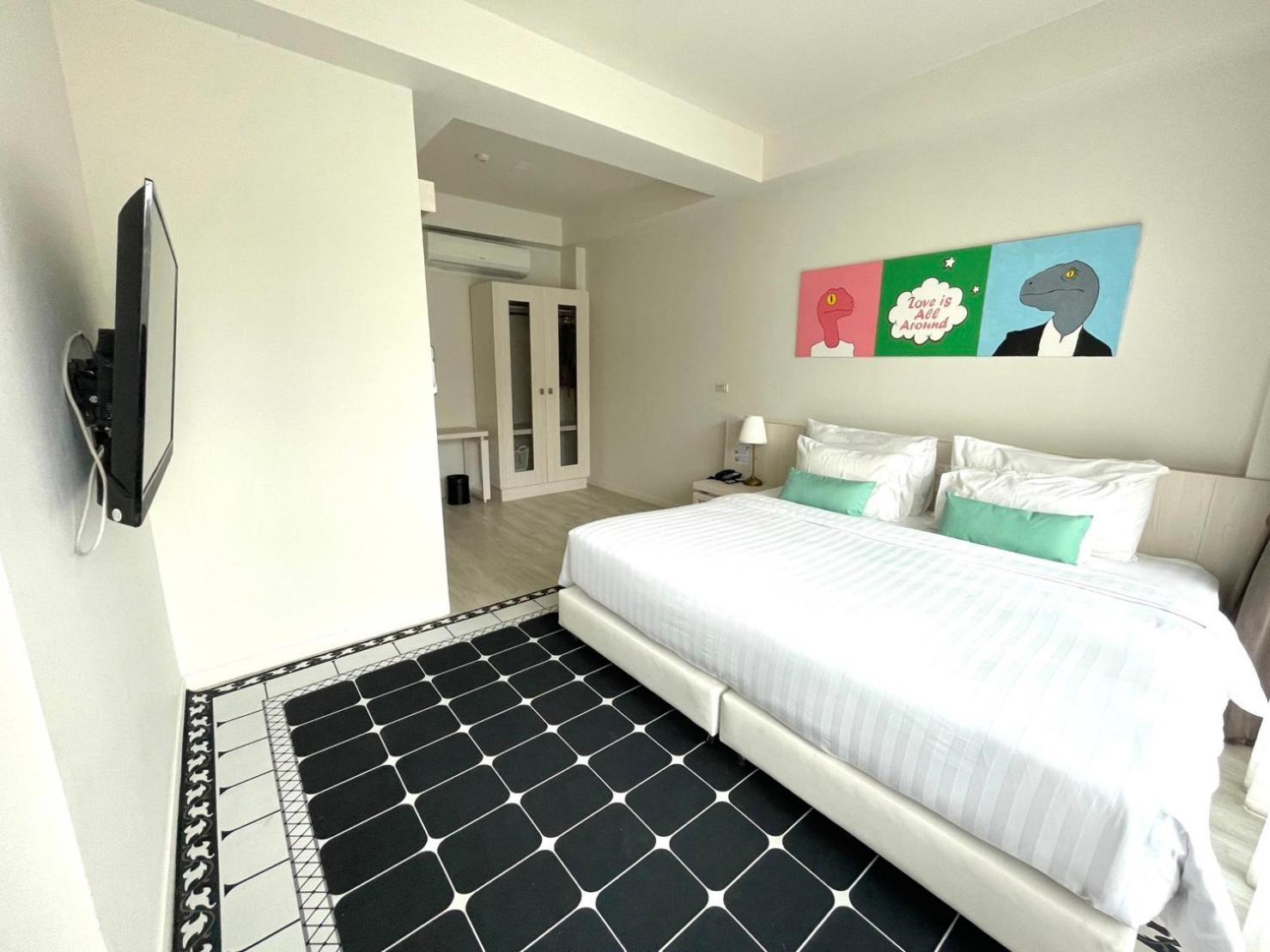 Trex Buriram Boutique Hotel Exterior photo