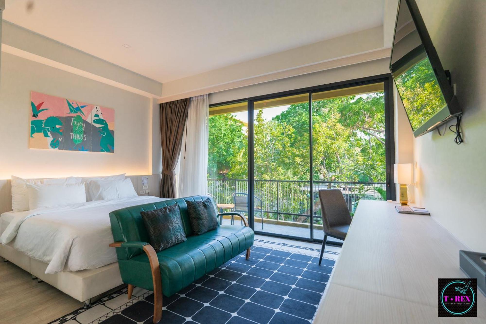 Trex Buriram Boutique Hotel Exterior photo