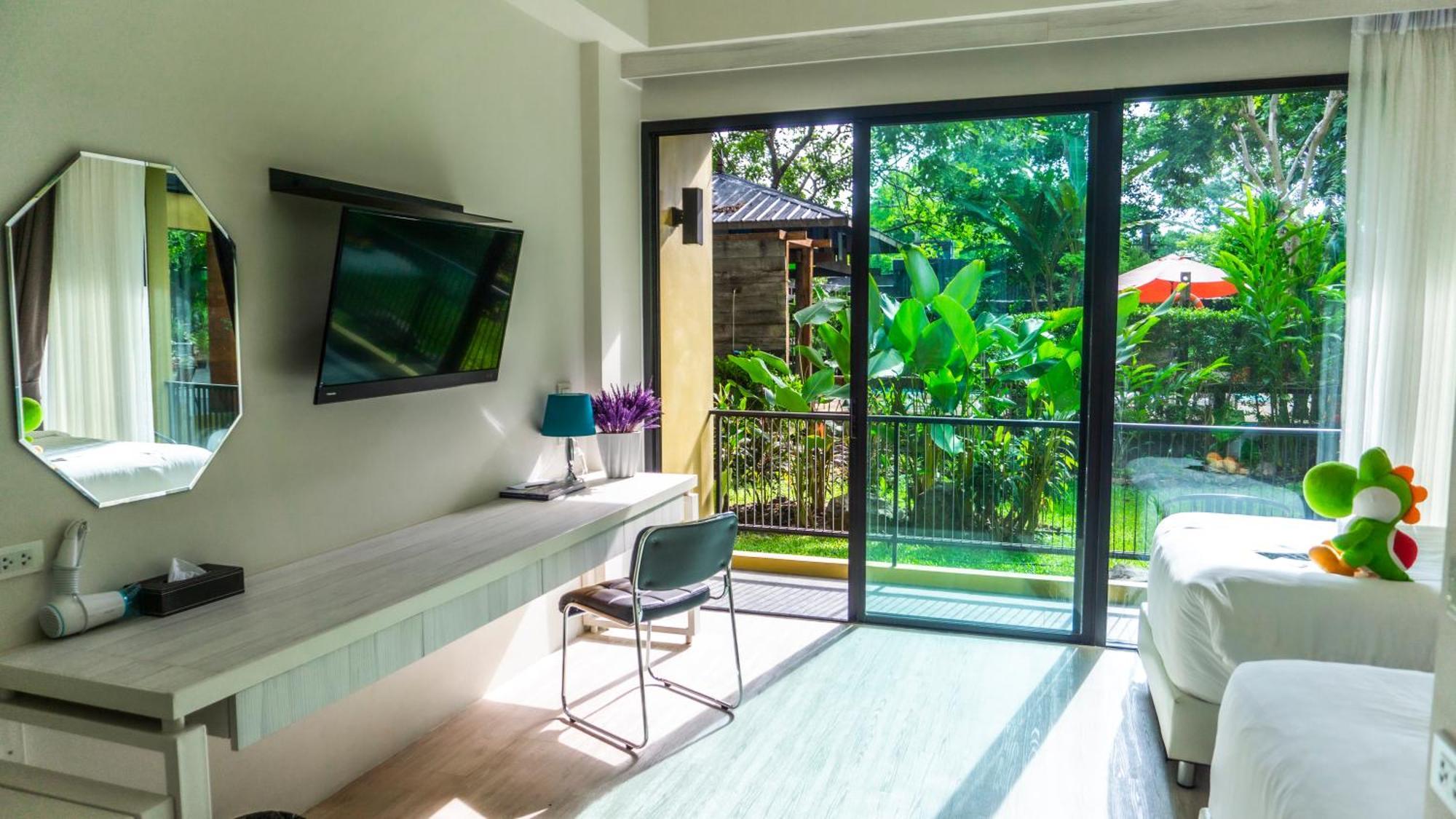 Trex Buriram Boutique Hotel Exterior photo