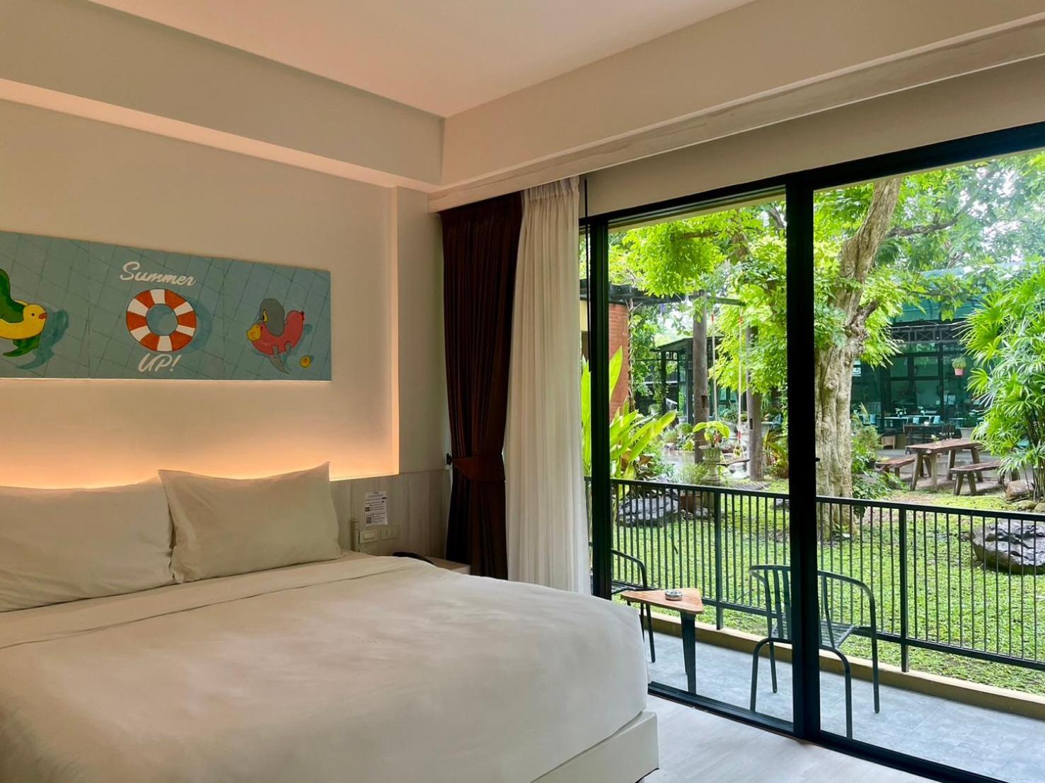 Trex Buriram Boutique Hotel Exterior photo