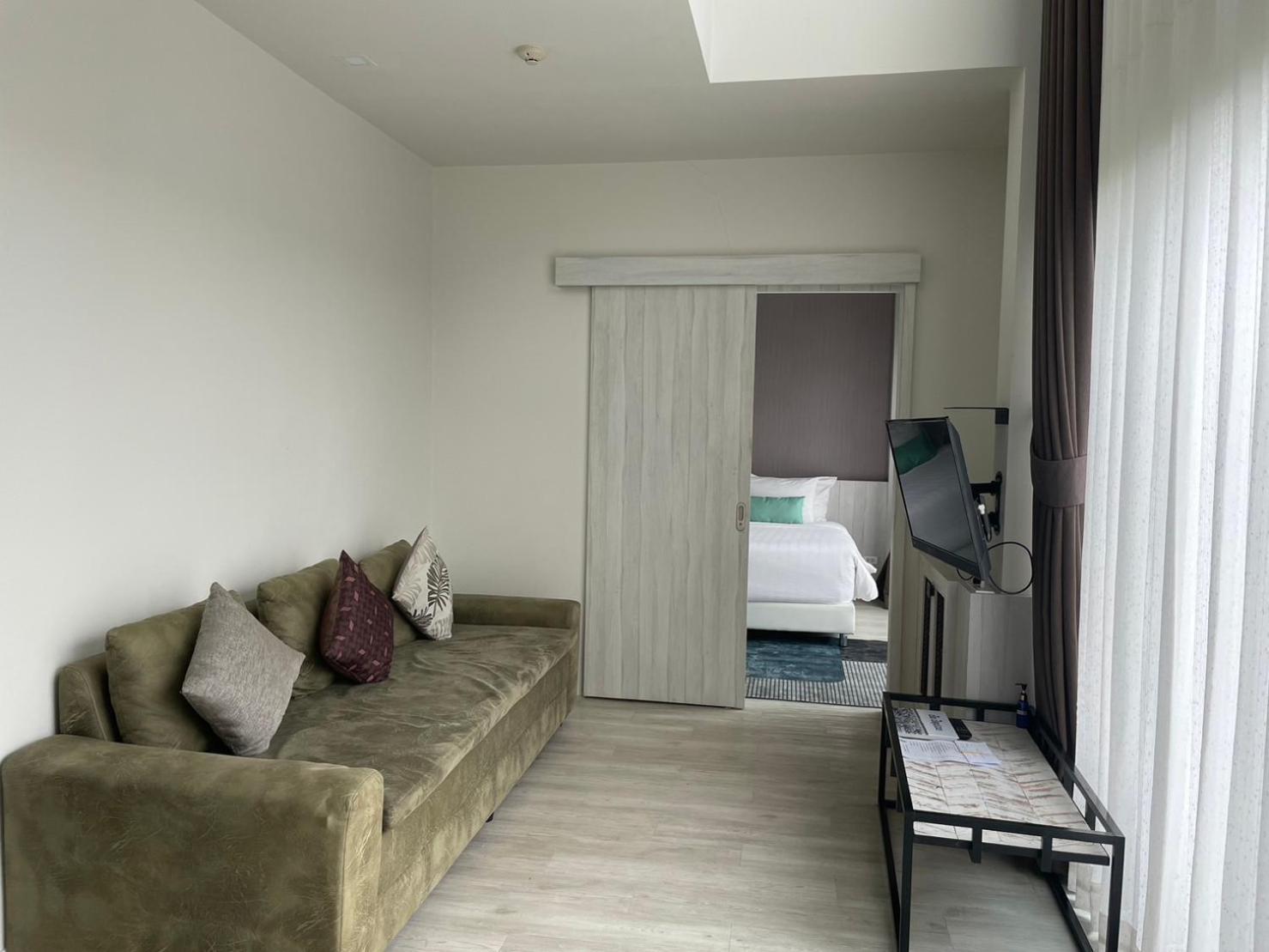 Trex Buriram Boutique Hotel Exterior photo